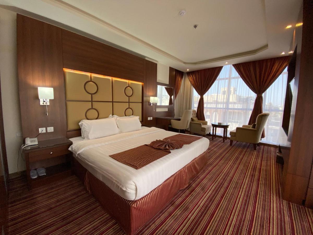 Hôtel La Defence Blue à DDjeddah Extérieur photo