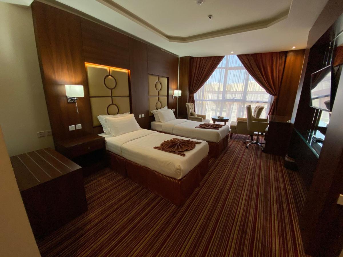 Hôtel La Defence Blue à DDjeddah Extérieur photo
