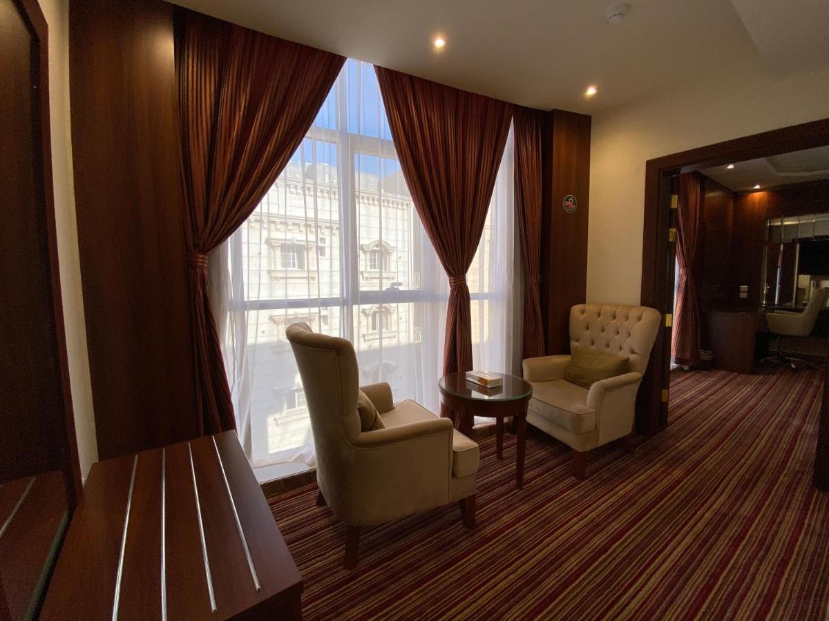 Hôtel La Defence Blue à DDjeddah Extérieur photo