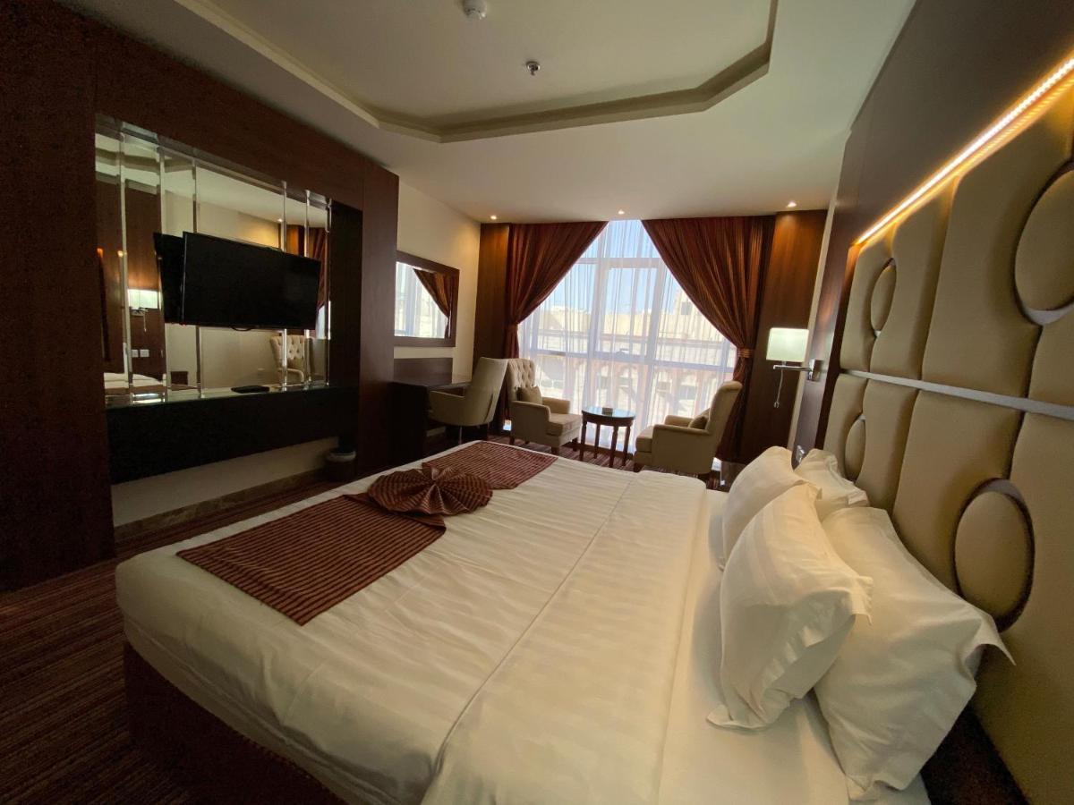 Hôtel La Defence Blue à DDjeddah Extérieur photo